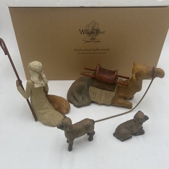 Willow Tree Susan Lordi Shepherd and Stable Animals Nativity Set w/ Box DEMDACO - Picture 5 of 6
